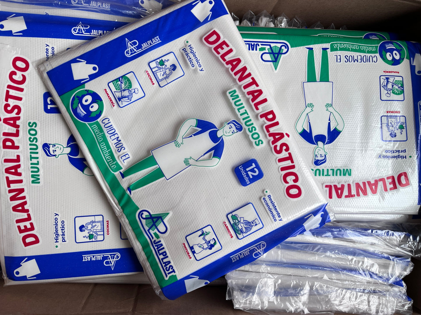 Delantal Plástico Desechable x12 Unds